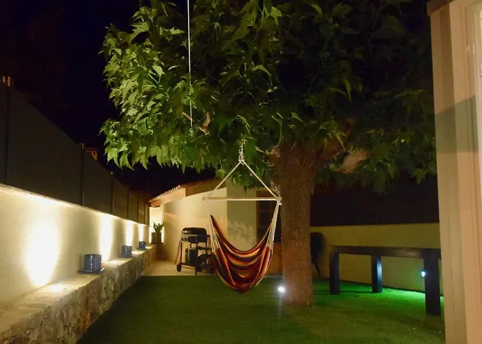 Holiday home Charmante Maison Centre-ville Sainte-maxime, Plages A 2 Pas