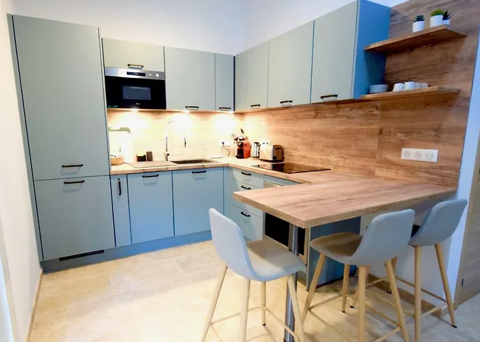 Charmante Maison Centre-ville Sainte-maxime, Plages A 2 Pas Holiday home *